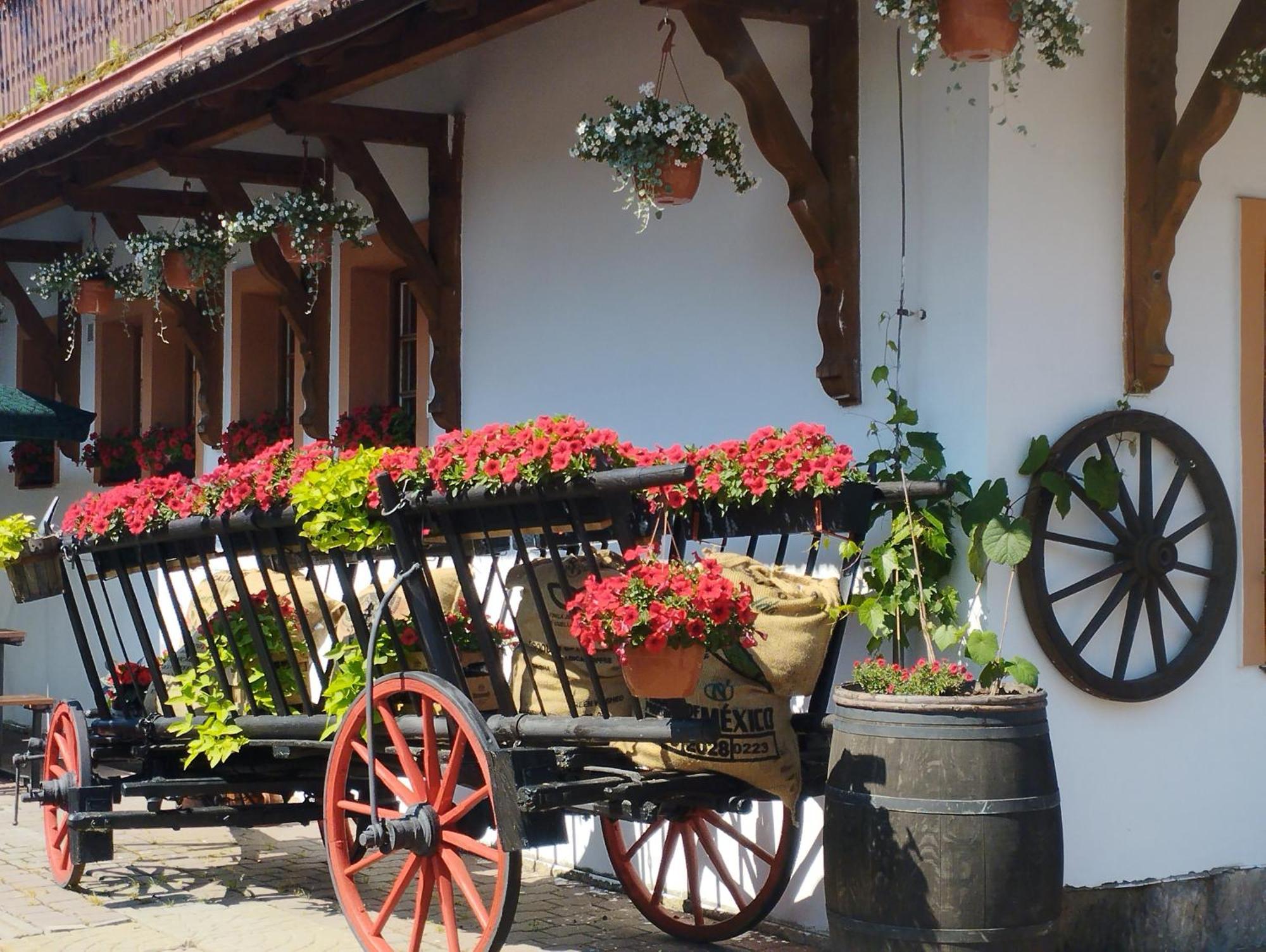 Penzion Restaurace u Helferů Libuň Exterior foto